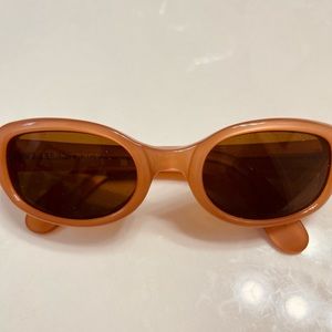 Ellen Tracy sunglasses